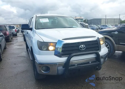 2008 Toyota Tundra Base 4.7L V8 z USA, uszkodzony, nr VIN 5TFRT54148X023962